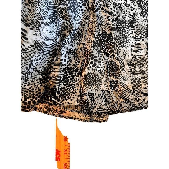 Chico’s size 3 (vanity size ) - Picture 15 of 16